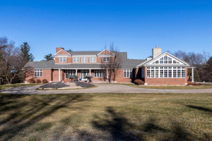 Photo for 2515 Crest Lane SW, Rochester, MN 55902 - Listing #5691248 2515 Crest Lane SW, Rochester, MN 55902