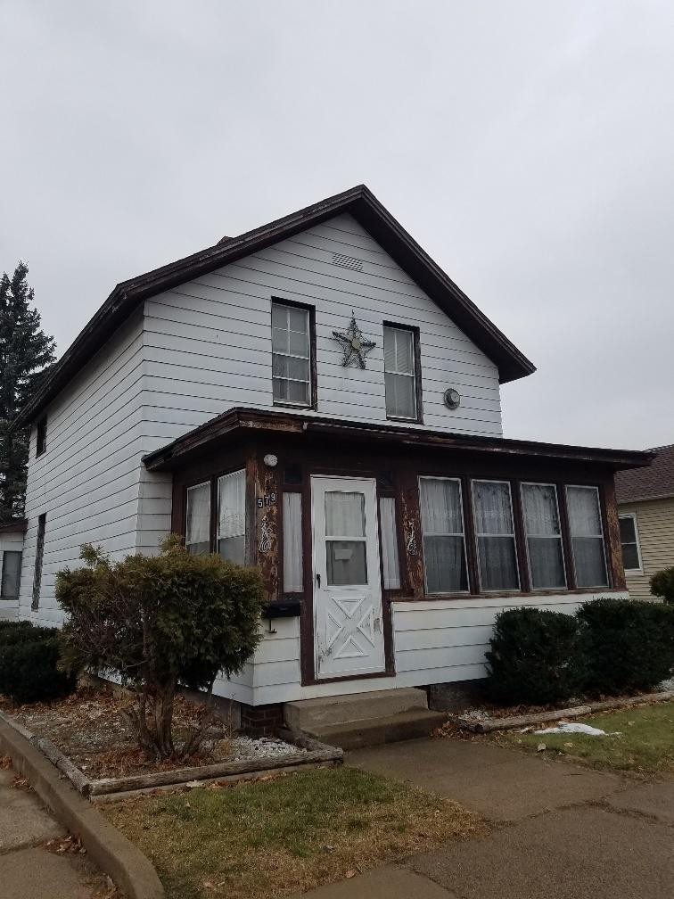 Photo for 579 E Sanborn Street, Winona, MN 55987 - Listing #5698945 579 E Sanborn Street, Winona, MN 55987
