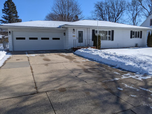 Photo for 1404 6th Street NW, Austin, MN 55912 - Listing #5703753 1404 6th Street NW, Austin, MN 55912