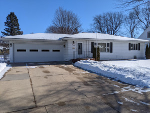 Photo for 1404 6th Street NW, Austin, MN 55912 - Listing #5703753 1404 6th Street NW, Austin, MN 55912