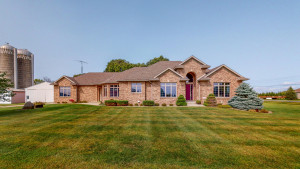 Photo for 3733 60th Avenue SE, Rochester, MN 55904 - Listing #5657527 3733 60th Avenue SE, Rochester, MN 55904