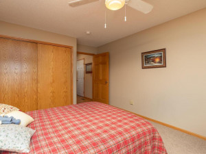 Photo for 1802 16th Avenue SW, Austin, MN 55912 - Listing #5723327 1802 16th Ave SW Austin MN-028-027-Bedroom 3-MLS_Size