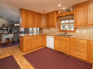 Photo for 1802 16th Avenue SW, Austin, MN 55912 - Listing #5723327 1802 16th Ave SW Austin MN-006-003-Kitchen-MLS_Size