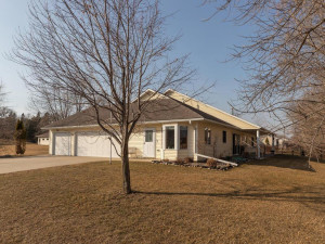 Photo for 1802 16th Avenue SW, Austin, MN 55912 - Listing #5723327 1802 16th Ave SW Austin MN-001-011-Front View-MLS_Size