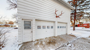 Photo for 1004 S Lakeshore Drive, Lake City, MN 55041 - Listing #5712667 1004 S Lakeshore Drive, Lake City, MN 55041