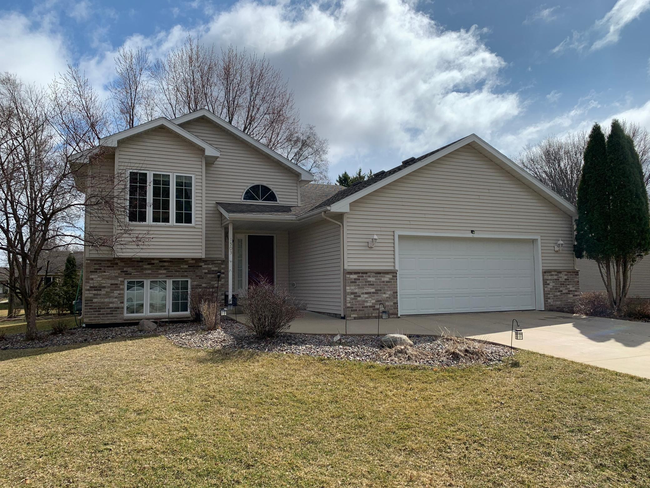 Photo for 1503 17th Drive SW, Austin, MN 55912 - Listing #5730039 1503 17th Drive SW, Austin, MN 55912
