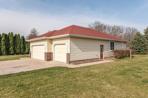 Photo for 1002 W Irving Street, Lake City, MN 55041 - Listing #5737046 1002 W Irving Street, Lake City, MN 55041