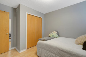 Photo for 11827 River Hills Drive, Burnsville, MN 55337 - Listing #5768357 11827 River Hills Drive, Burnsville, MN 55337