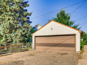Photo for 555 36 1/2 Avenue NE, Minneapolis, MN 55418 - Listing #6005403 555 36 12 Avenue NE MN - MLS Sized - 028 - 32 Garage