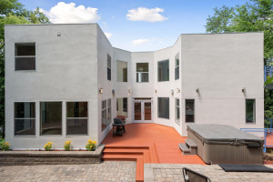 Photo for 1128 Sibley Memorial Highway, Mendota Heights, MN 55118 - Listing #6008851 1128 Sibley Memorial Highway, Mendota Heights, MN 55118