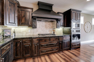 Photo for 5173 Suntide Pass, Woodbury, MN 55129 - Listing #6006439 Gorgeous granite counters, gas range & vent hood
