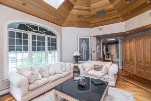 Photo for 930 8th Street SW, Rochester, MN 55902 - Listing #6023850 930 8th Street SW, Rochester, MN 55902