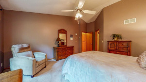 Photo for 6951 Cottonwood Court NW, Rochester, MN 55901 - Listing #6025130 6951 Cottonwood Court NW, Rochester, MN 55901