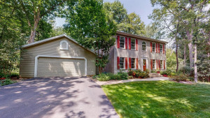 Photo for 6951 Cottonwood Court NW, Rochester, MN 55901 - Listing #6025130 6951 Cottonwood Court NW, Rochester, MN 55901