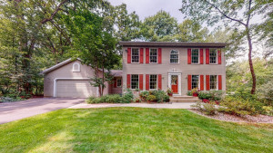 Photo for 6951 Cottonwood Court NW, Rochester, MN 55901 - Listing #6025130 6951 Cottonwood Court NW, Rochester, MN 55901