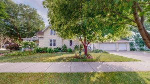 Photo for 702 W Lyon Avenue, Lake City, MN 55041 - Listing #6073743 702 W Lyon Avenue, Lake City, MN 55041