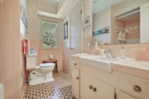 Photo for 4708 Dunberry Lane, Edina, MN 55435 - Listing #5738833 Full hall bath with classic tilework and shower & tub.