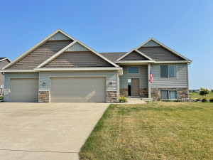 Photo for 2007 13th Avenue NE, Austin, MN 55912 - Listing #6075425 2007 13th Avenue NE, Austin, MN 55912
