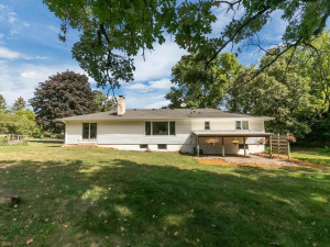 Photo for 507 Woodland Drive, Burnsville, MN 55337 - Listing #6085656 507 Woodland Drive, Burnsville, MN 55337