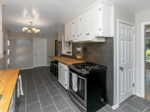 Photo for 507 Woodland Drive, Burnsville, MN 55337 - Listing #6085656 507 Woodland Drive, Burnsville, MN 55337