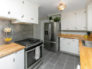 Photo for 507 Woodland Drive, Burnsville, MN 55337 - Listing #6085656 507 Woodland Drive, Burnsville, MN 55337
