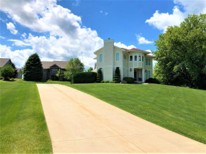 Photo for 1208 Greystone Lane SW, Rochester, MN 55902 - Listing #6086649 1208 Greystone Lane SW, Rochester, MN 55902