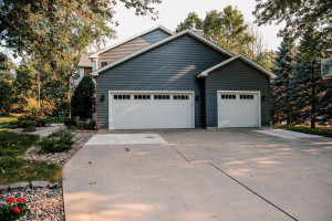 Photo for 1403 18th Street SW, Austin, MN 55912 - Listing #6086763 1403 18th Street SW, Austin, MN 55912