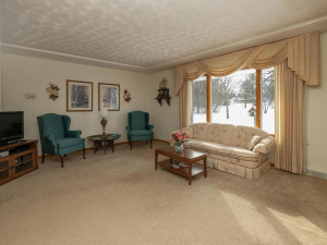 Photo for 702 30th Street NW, Austin, MN 55912 - Listing #6083452 702 30th St NW Austin MN 55912 USA-004-003-Living Room-MLS_Size
