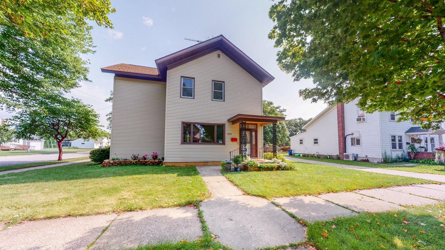 Photo for 203 S Garden Street, Lake City, MN 55041 - Listing #6082134 203 S Garden Street, Lake City, MN 55041