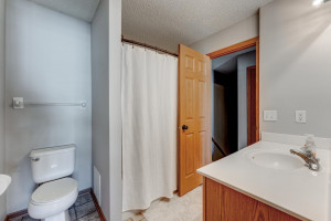 Photo for 6772 Pine Crest Trail S, Cottage Grove, MN 55016 - Listing #6084124 Upper level full bath features a master walk through.
