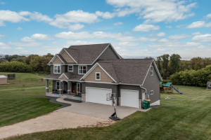 Photo for 3299 Grant Road SE, Rochester, MN 55904 - Listing #6097704 3299 Grant Road SE, Rochester, MN 55904