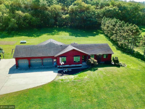 Photo for 15685 County Road 25, Rollingstone, MN 55969 - Listing #6104002 15685 County Road 25, Rollingstone, MN 55969
