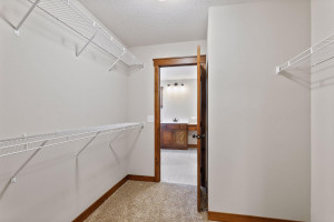 Photo for 9632 Carbon Court, Inver Grove Heights, MN 55076 - Listing #5727435 9632 Carbon Court, Inver Grove Heights, MN 55076