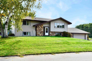 Photo for 441 Fireside Drive, La Crescent, MN 55947 - Listing #6107567 441 Fireside Drive, La Crescent, MN 55947