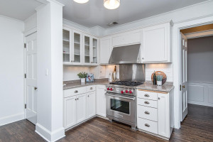 Photo for 615 8th Avenue SW, Rochester, MN 55902 - Listing #5748504 Kitchen offers hardwood flooring quartz counter tops!