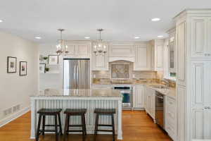 Photo for 7410 Minnewashta Parkway, Excelsior, MN 55331 - Listing #6101652 7410 Minnewashta Parkway, Excelsior, MN 55331
