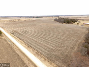Photo for 6400 Ford Rd, IA - Listing #6171576 6400 Ford Rd, IA