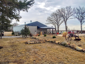 Photo for 90917 240th Street, Austin, MN 55912 - Listing #6176986 90917 240th Street, Austin, MN 55912