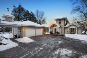 Photo for 31008 Old Mill Road, La Crescent, MN 55947 - Listing #6147340 31008 Old Mill Road, La Crescent, MN 55947