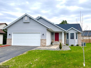 Photo for 1910 Regatta Drive, Woodbury, MN 55125 - Listing #6188219 1910 Regatta Drive, Woodbury, MN 55125