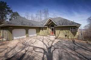 Photo for 109 Sharon Court, Winona, MN 55987 - Listing #6191358 109 Sharon Court, Winona, MN 55987