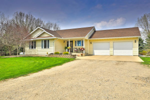 Photo for 89844 240th Street, Austin, MN 55912 - Listing #6189972 89844 240th Street, Austin, MN 55912