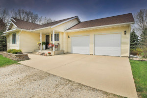 Photo for 89844 240th Street, Austin, MN 55912 - Listing #6189972 89844 240th Street, Austin, MN 55912