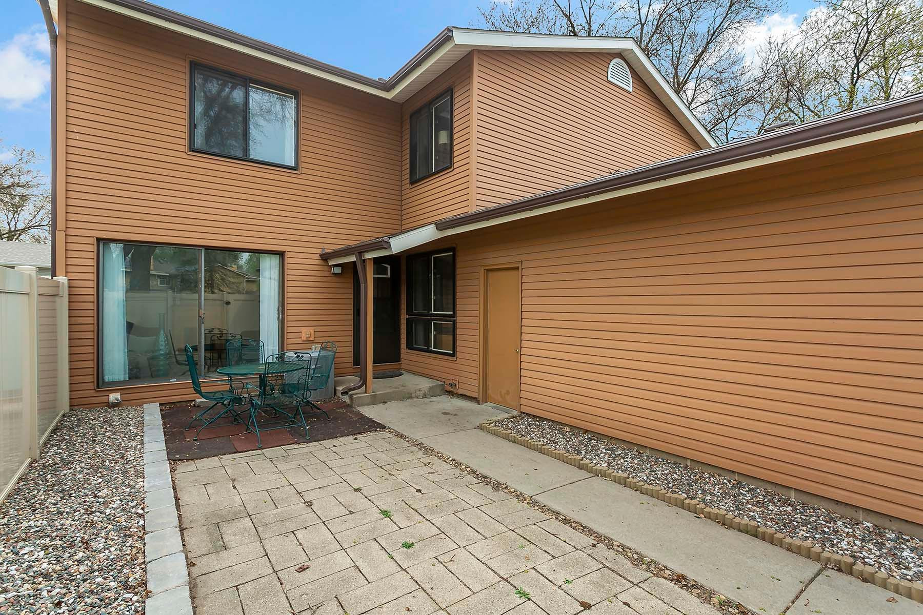 Photo for 3440 Cloman Way, Inver Grove Heights, MN 55076 - Listing #6188619 Outstanding 2 Bedroom Townhome with a Private Yard