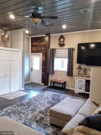 Photo for 90917 240th Street, Austin, MN 55912 - Listing #6176986 Main entrance into living area with large entry closet.