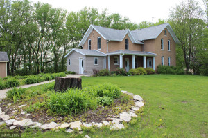 Photo for 8342 70th Street SE, Eyota, MN 55934 - Listing #6192906 8342 70th Street SE, Eyota, MN 55934