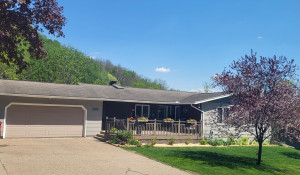 Photo for 1046 Glen Echo Lane, Winona, MN 55987 - Listing #6202898 1046 Glen Echo Lane, Winona, MN 55987