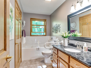 Photo for 163 Waterford Circle, Winona, MN 55987 - Listing #6213891 163 Waterford Circle, Winona, MN 55987