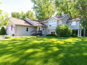 Photo for 163 Waterford Circle, Winona, MN 55987 - Listing #6213891 163 Waterford Circle, Winona, MN 55987