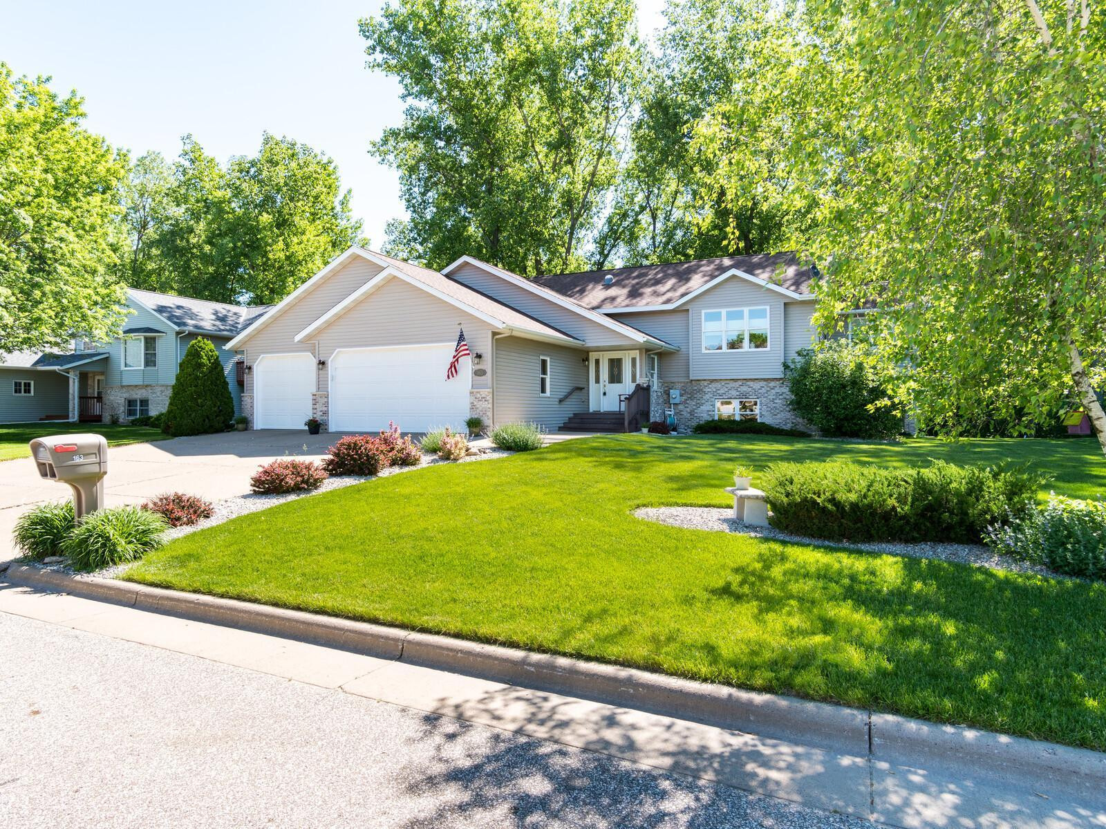 Photo for 163 Waterford Circle, Winona, MN 55987 - Listing #6213891 163 Waterford Circle, Winona, MN 55987
